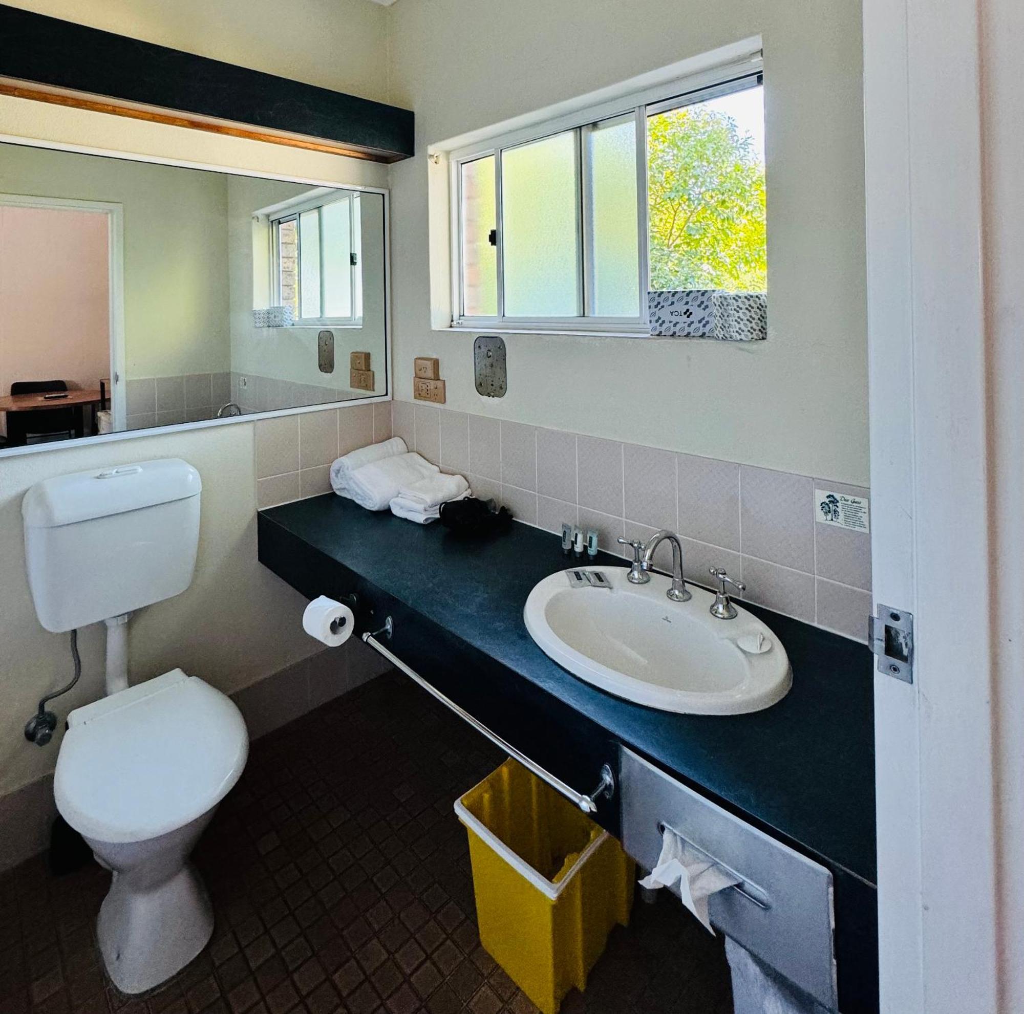 Deer Park Motor Inn Armidale Zewnętrze zdjęcie