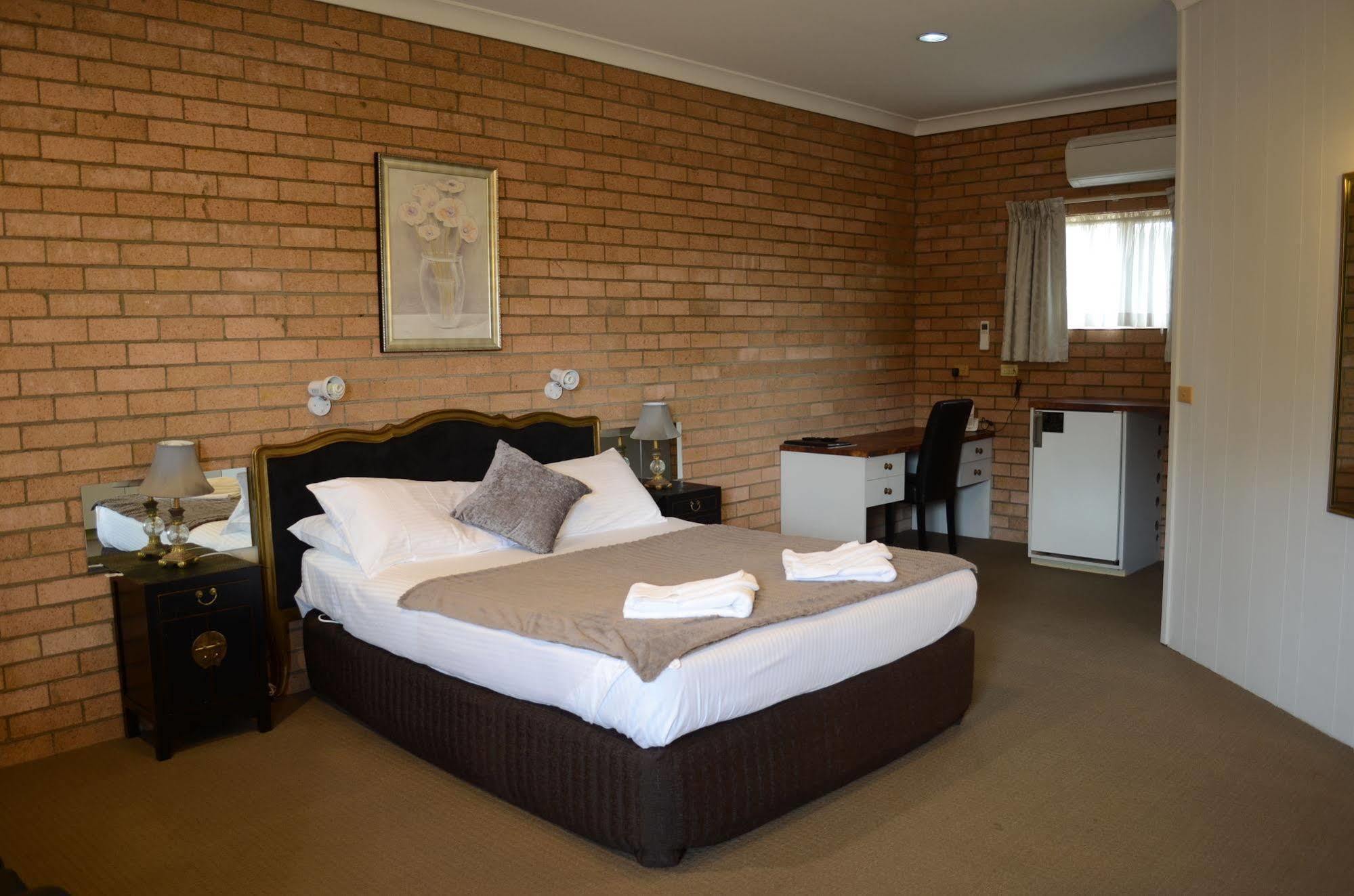 Deer Park Motor Inn Armidale Zewnętrze zdjęcie